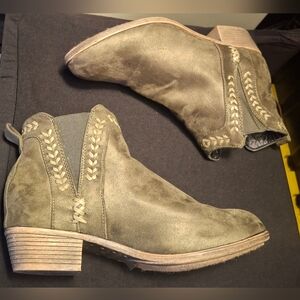 Women's Olive Suede Ankle Boots